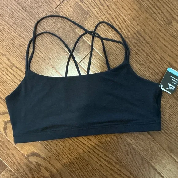 GapFit 2 sports bras - Blue & Black Set - Picture 2 of 6